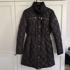 Women's Guess Black puffer Quilted Coat